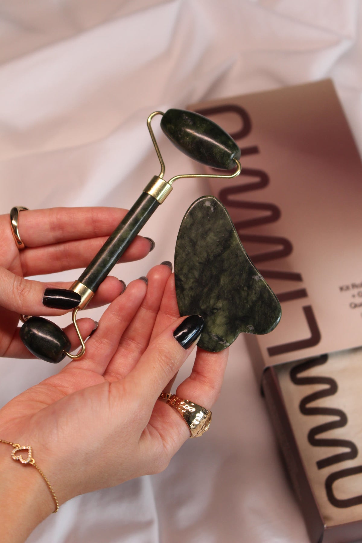 Roller Facial + Gua Sha de Quartzo Verde